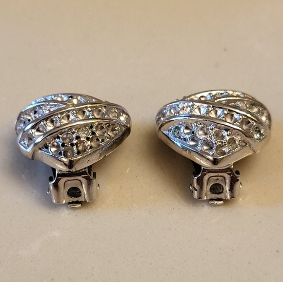 Christian dior earrings - Picture 2 of 8